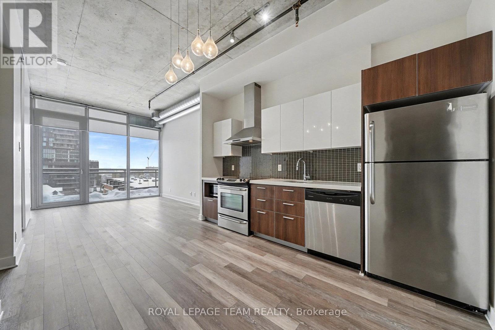 732 - 340 Mcleod Street, Ottawa, Ontario  K2P 1A4 - Photo 8 - X12633846