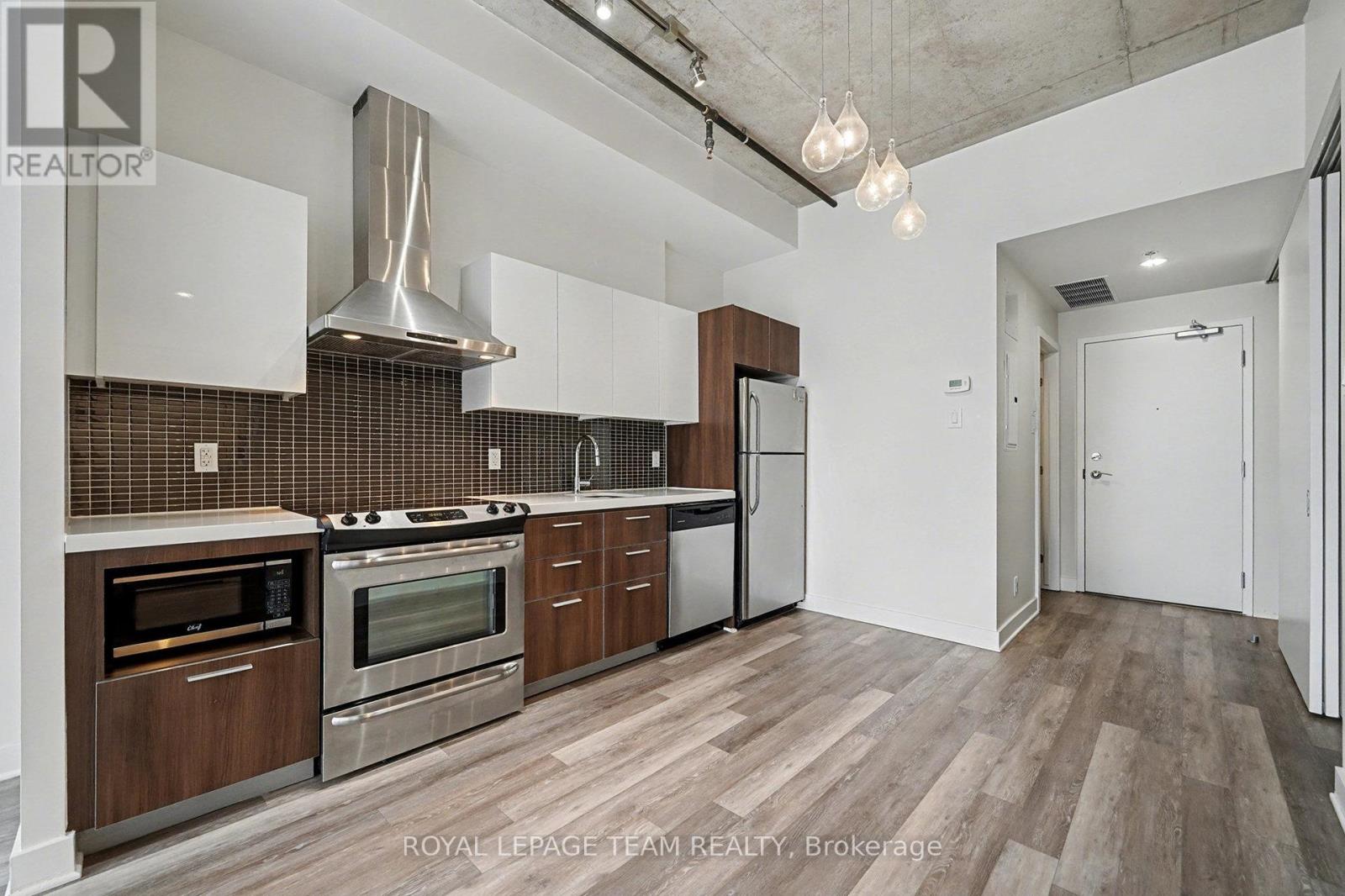 732 - 340 Mcleod Street, Ottawa, Ontario  K2P 1A4 - Photo 9 - X12633846