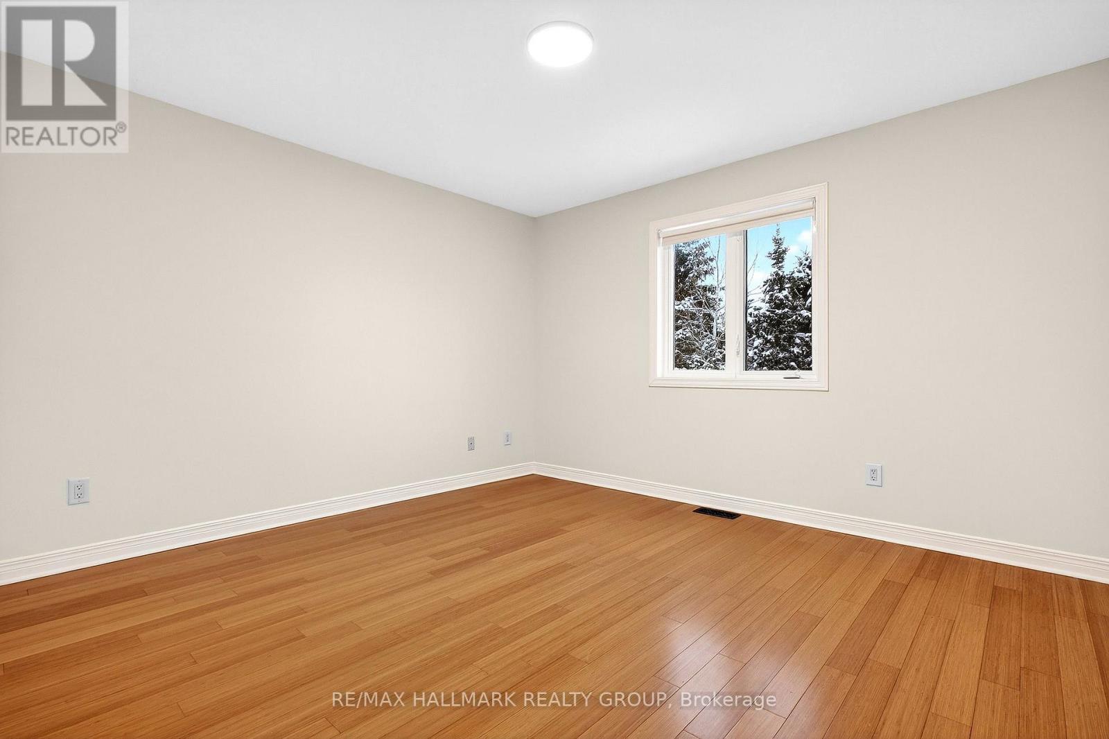 143 Borealis Crescent, Ottawa, Ontario K1K 4T9 - Photo 30 - X12633882