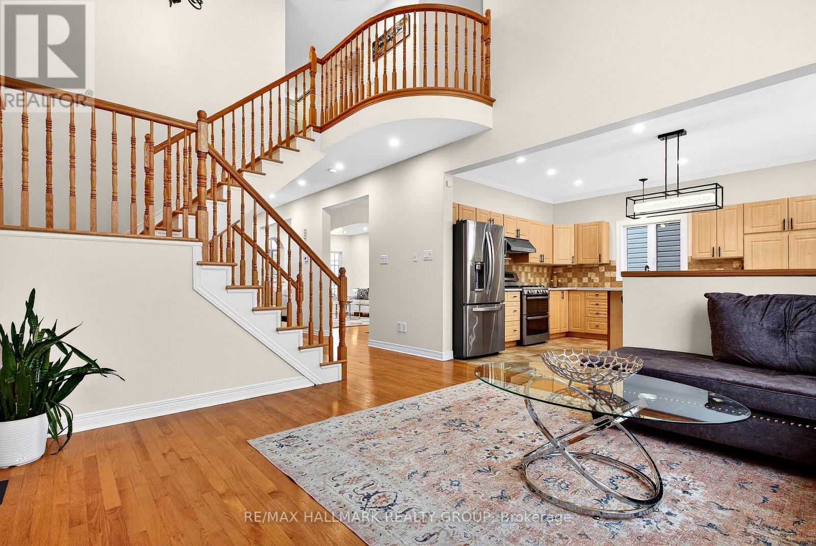 143 Borealis Crescent, Ottawa, Ontario K1K 4T9 - Photo 6 - X12633882