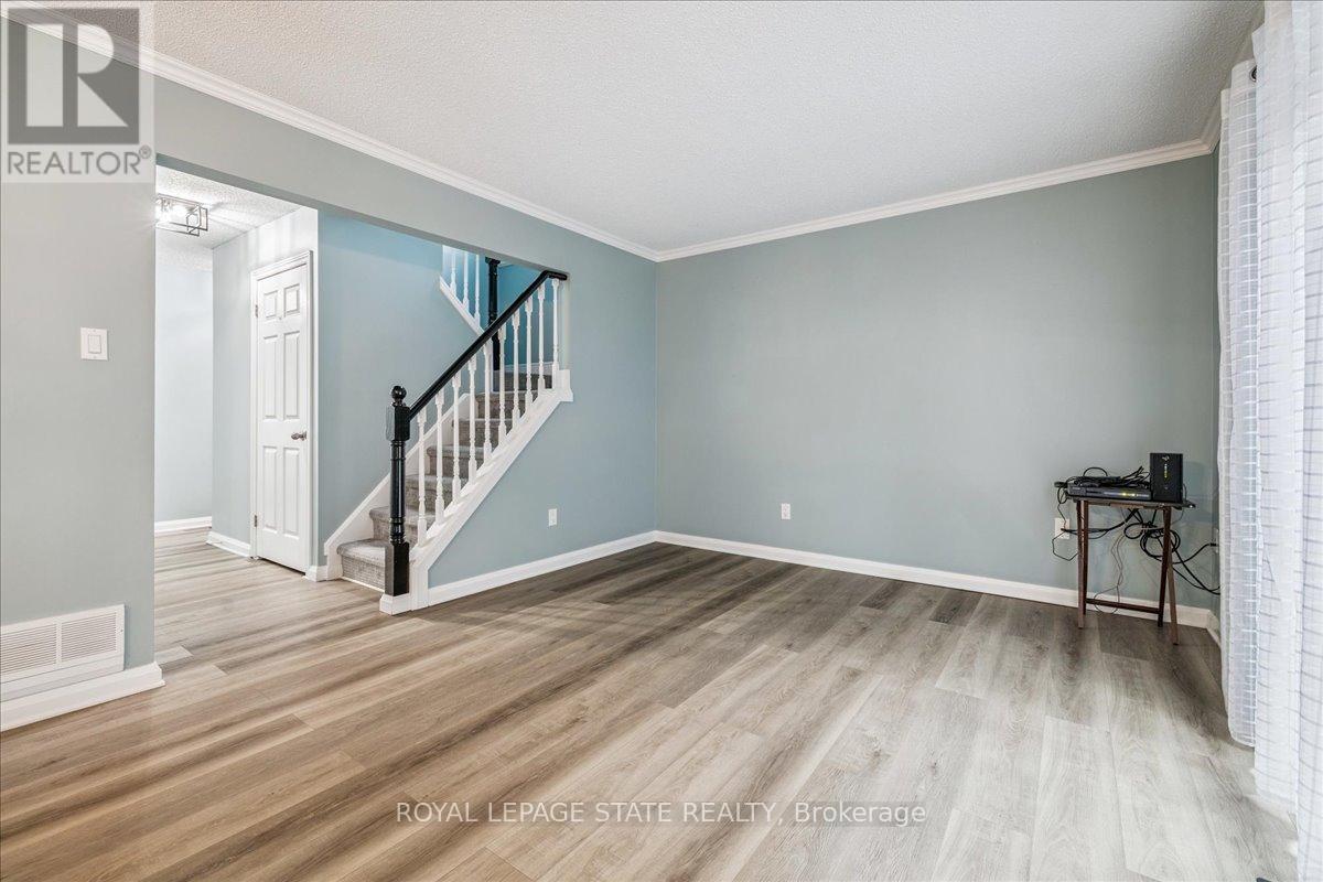 22 Merritt Crescent, Grimsby (Grimsby West), Ontario  L3M 4X5 - Photo 15 - X12434580