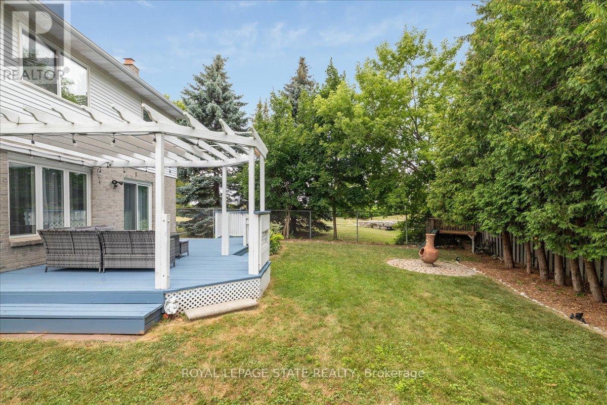 22 Merritt Crescent, Grimsby (Grimsby West), Ontario  L3M 4X5 - Photo 42 - X12434580