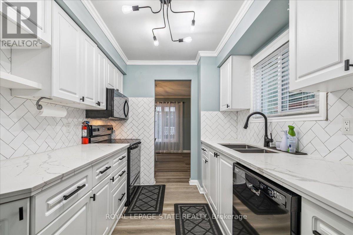 22 Merritt Crescent, Grimsby (Grimsby West), Ontario  L3M 4X5 - Photo 20 - X12434580