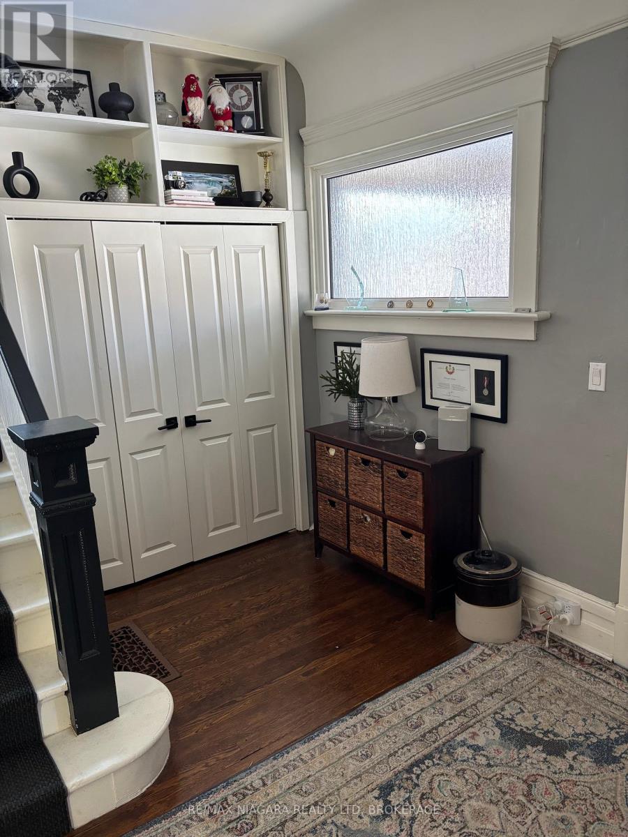 4766 Ryerson Crescent, Niagara Falls (Downtown), Ontario  L2E 1E5 - Photo 5 - X12633896