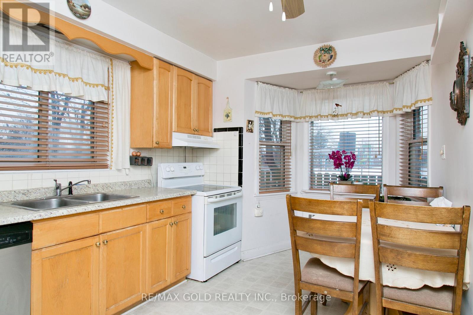 1236 Hickory Road, Windsor, Ontario  N8Y 3S6 - Photo 11 - X12628026