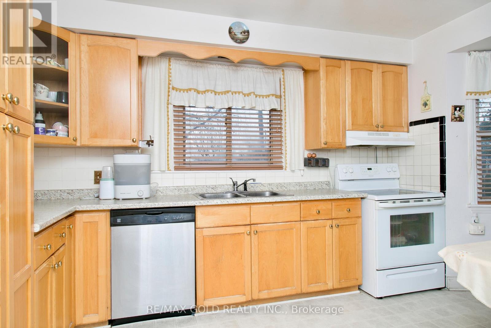 1236 Hickory Road, Windsor, Ontario  N8Y 3S6 - Photo 9 - X12628026