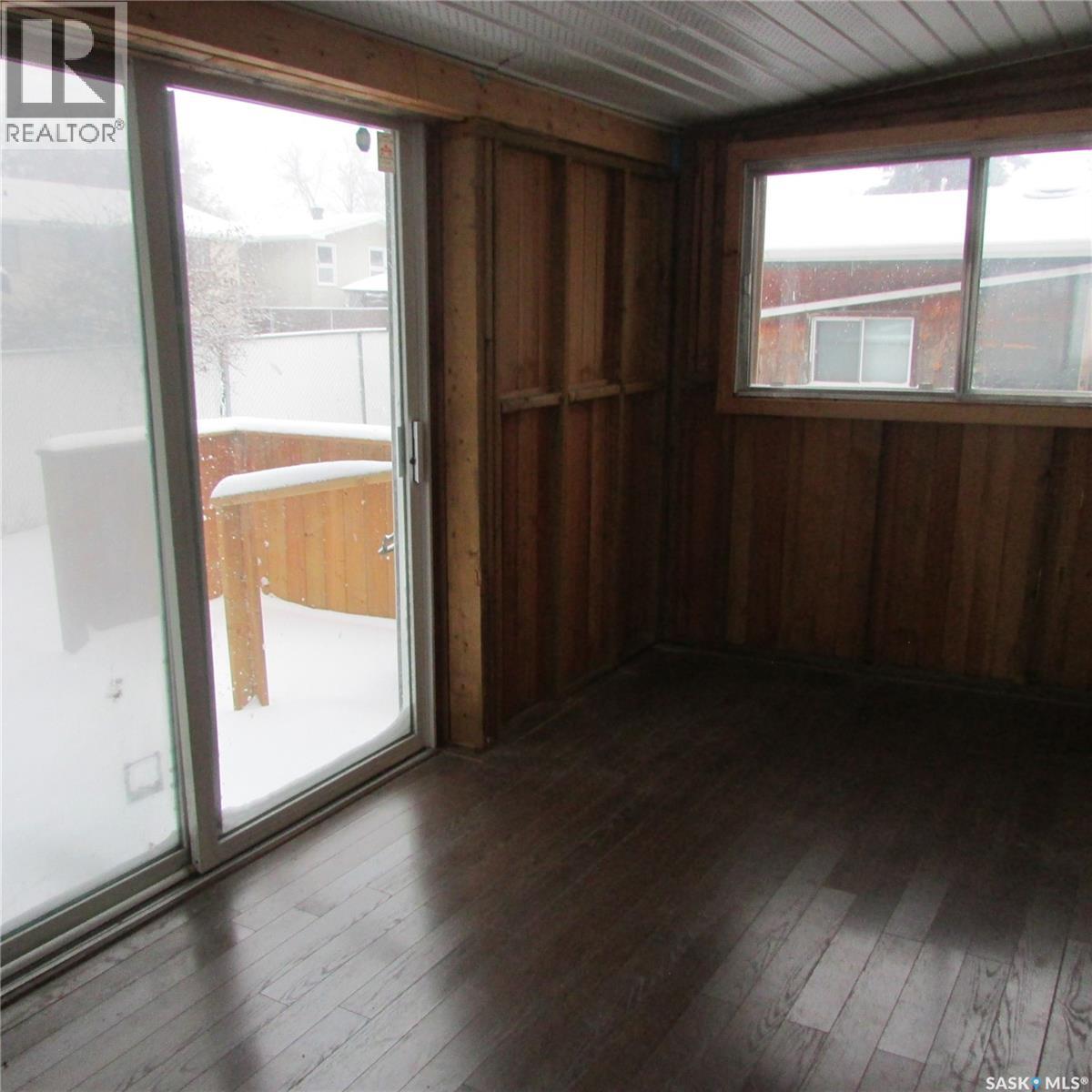 11 Watts Bay, Regina, Saskatchewan  S4N 5G6 - Photo 10 - SK025639