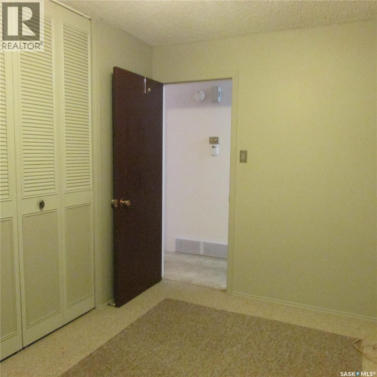 11 Watts Bay, Regina, Saskatchewan  S4N 5G6 - Photo 11 - SK025639