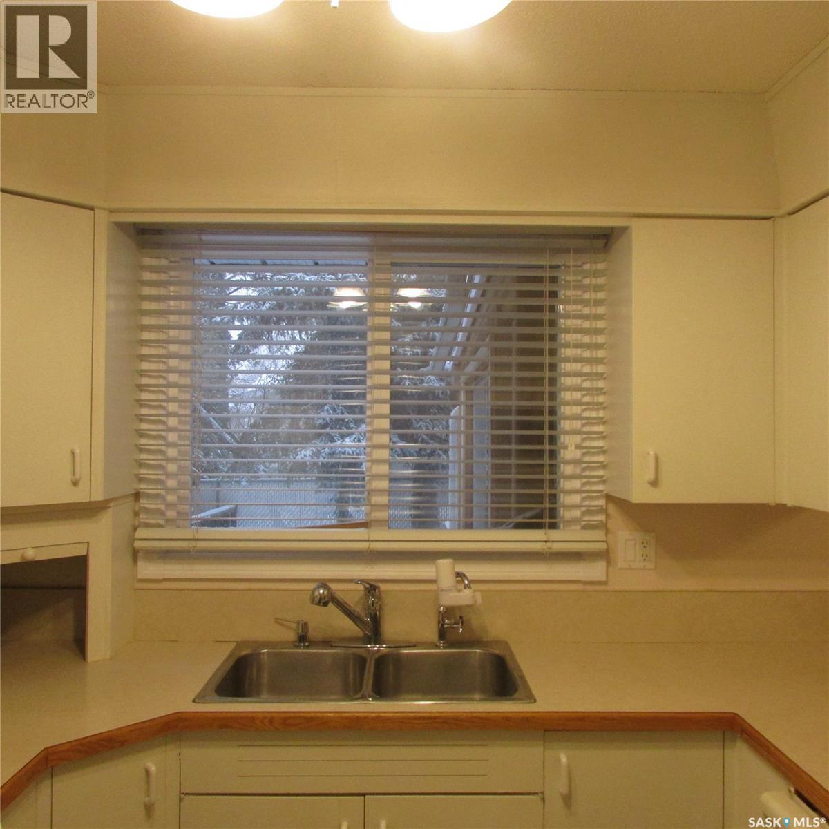 11 Watts Bay, Regina, Saskatchewan  S4N 5G6 - Photo 8 - SK025639