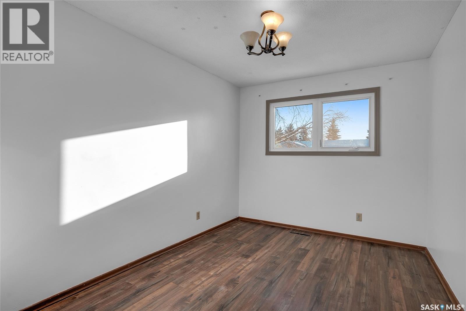 327 1st Avenue E, Blaine Lake, Saskatchewan  S0J 0J0 - Photo 13 - SK025637