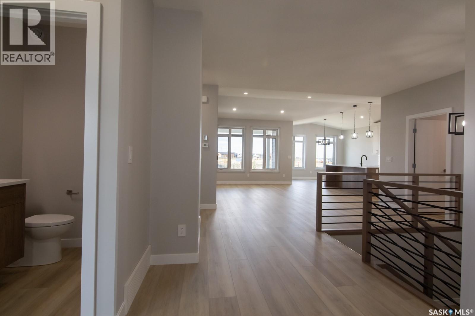 635 Kenaschuk Crescent, Saskatoon, Saskatchewan  S7W 0Y4 - Photo 8 - SK025573