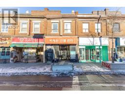 654 BLOOR STREET W, Toronto, Ontario