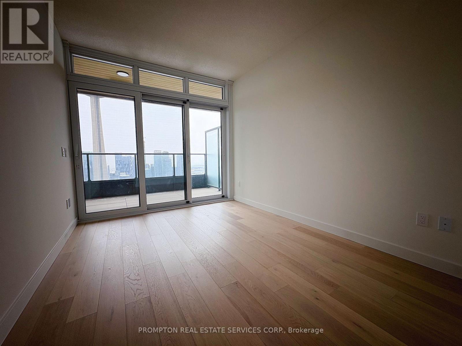 7105 - 3 Concord Cityplace Way, Toronto, Ontario  M5V 0X4 - Photo 3 - C12633928