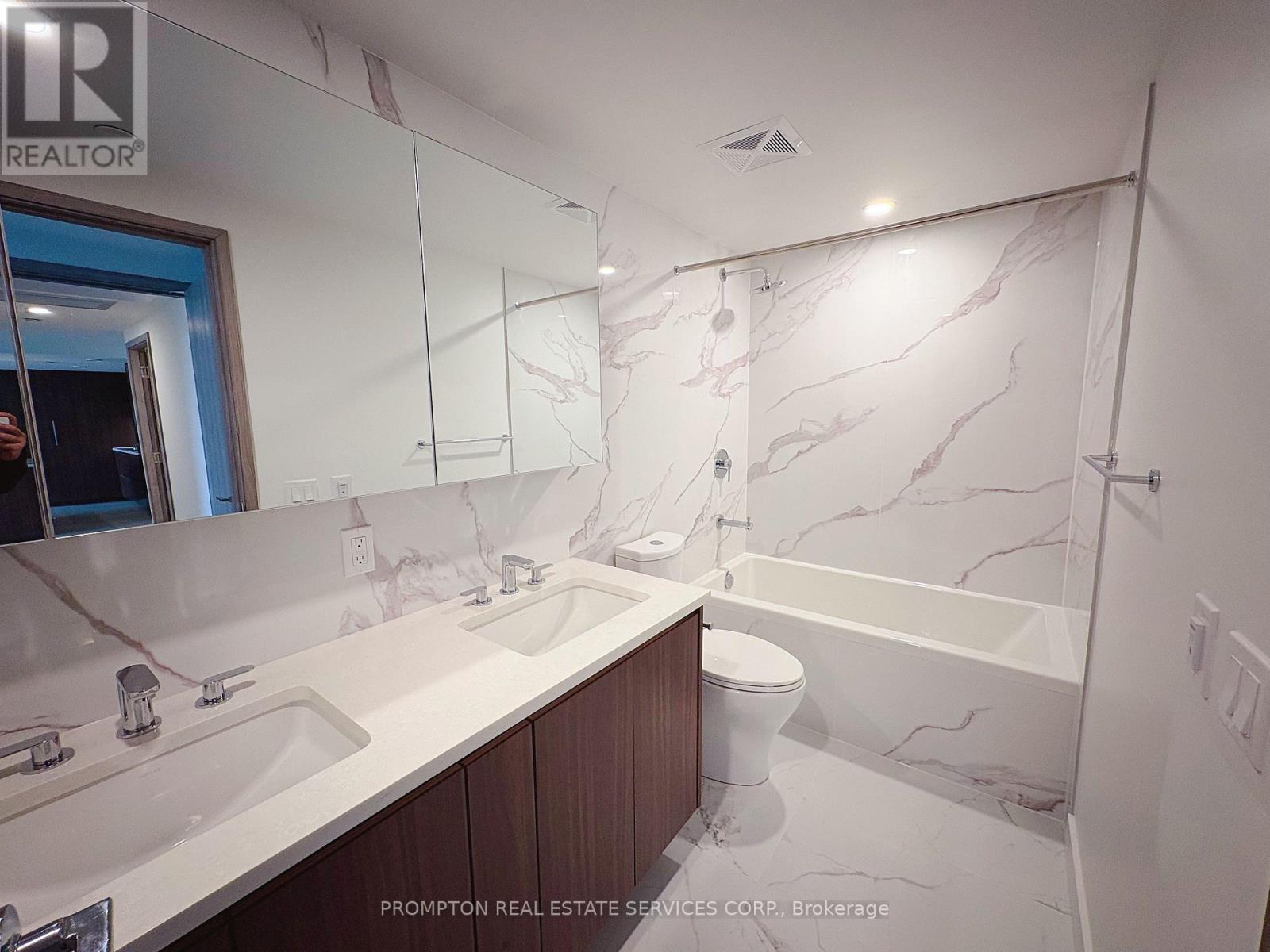 7105 - 3 Concord Cityplace Way, Toronto, Ontario  M5V 0X4 - Photo 7 - C12633928