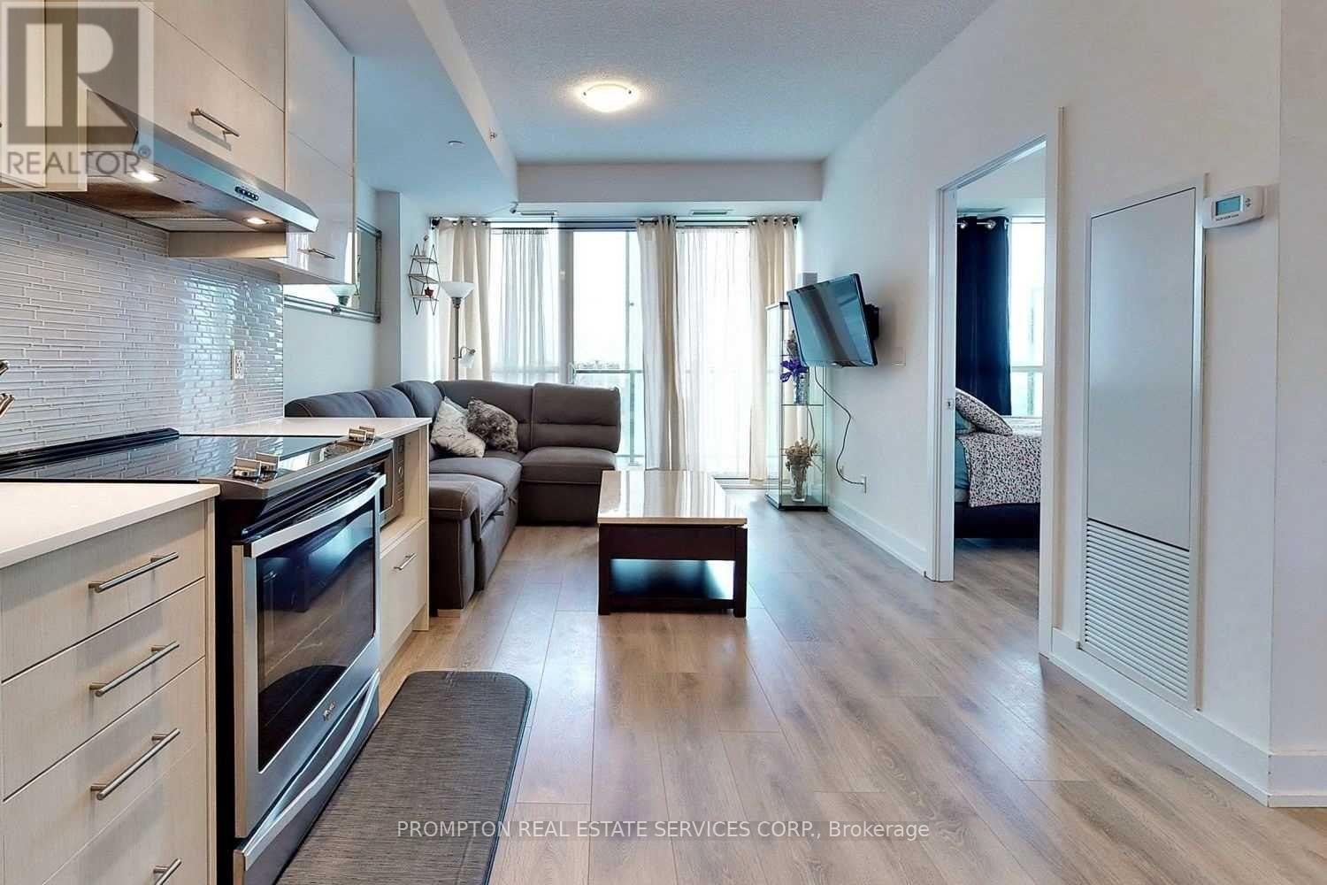 1612 - 150 Fairview Mall Drive, Toronto, Ontario  M2J 4T1 - Photo 2 - C12633948