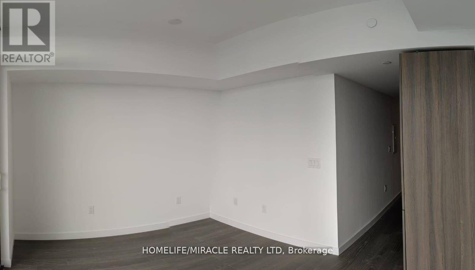 4910 - 11 Wellesley Street W, Toronto, Ontario  M4Y 0G4 - Photo 2 - C12633966