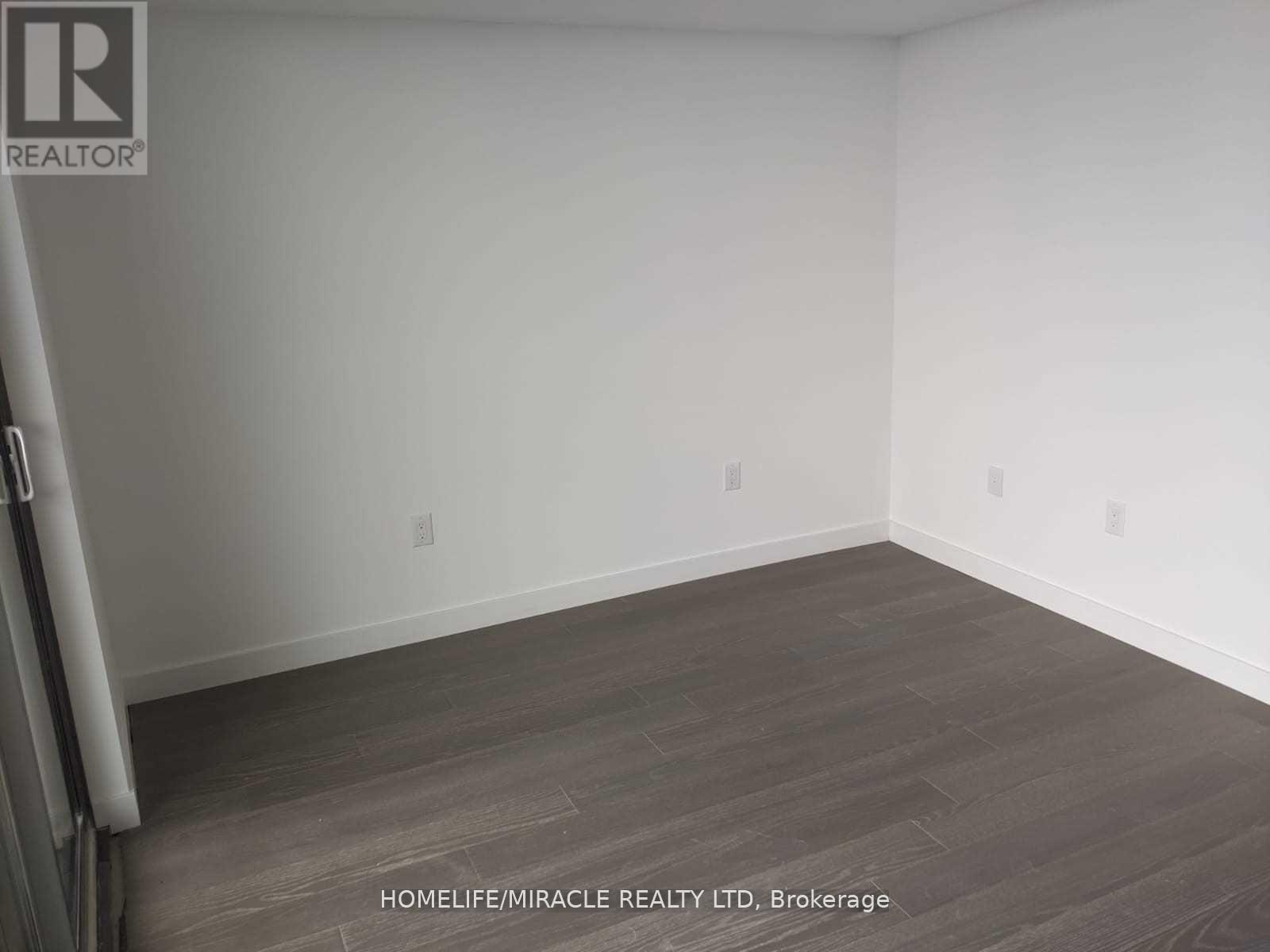 4910 - 11 Wellesley Street W, Toronto, Ontario  M4Y 0G4 - Photo 3 - C12633966