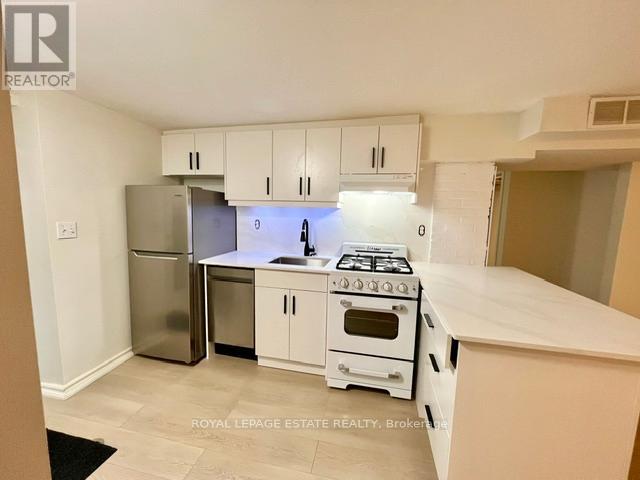 Basement - 5 Edgewood Gardens, Toronto (Woodbine Corridor), Ontario  M4L 3H4 - Photo 2 - E12633898