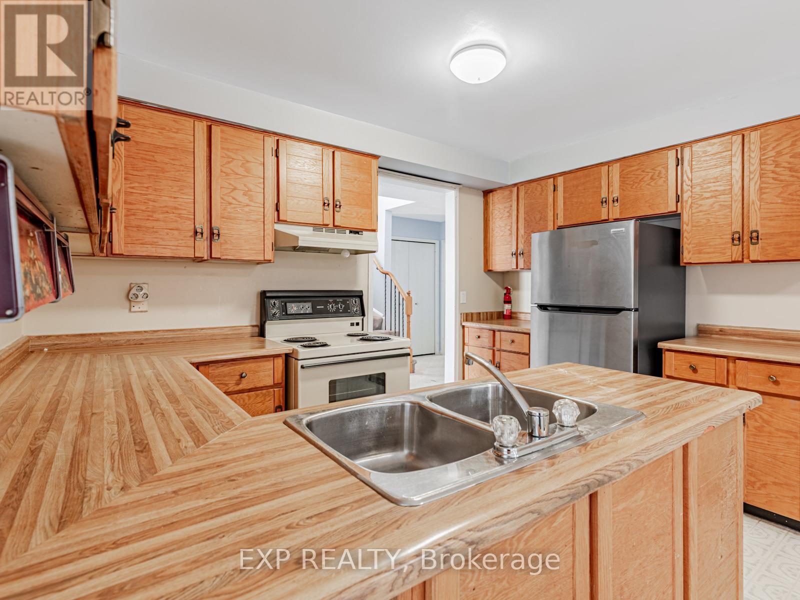 90 Hart Boulevard, Clarington, Ontario  L1B 1E4 - Photo 3 - E12633904