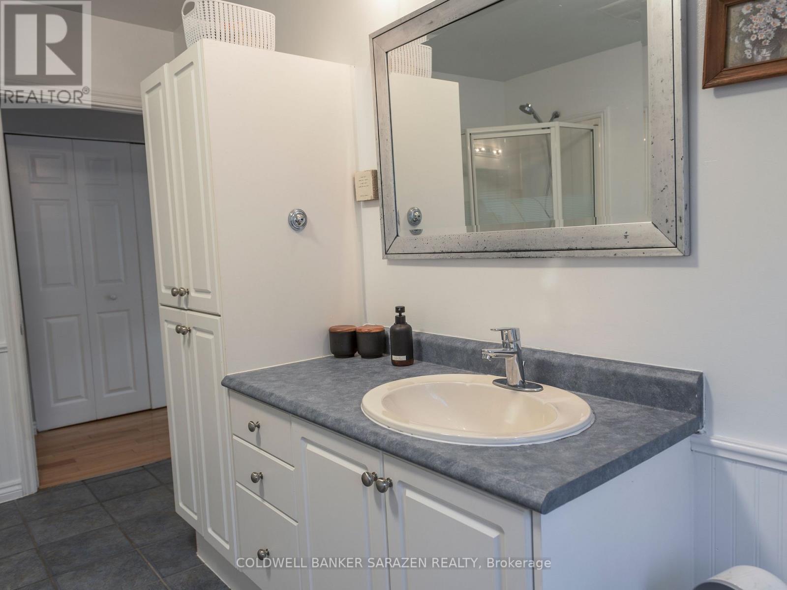 875 Usborne Street, Mcnab/braeside, Ontario  K0A 1G0 - Photo 13 - X12308244