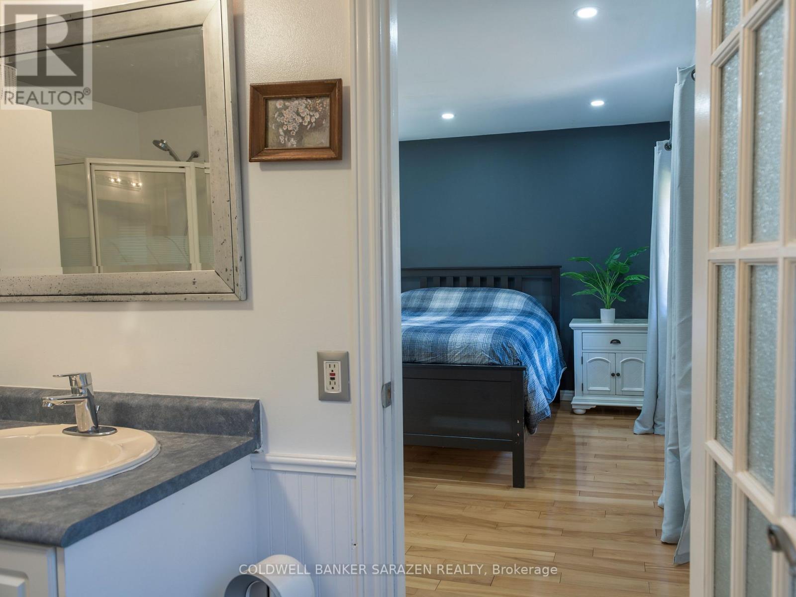 875 Usborne Street, Mcnab/braeside, Ontario  K0A 1G0 - Photo 15 - X12308244