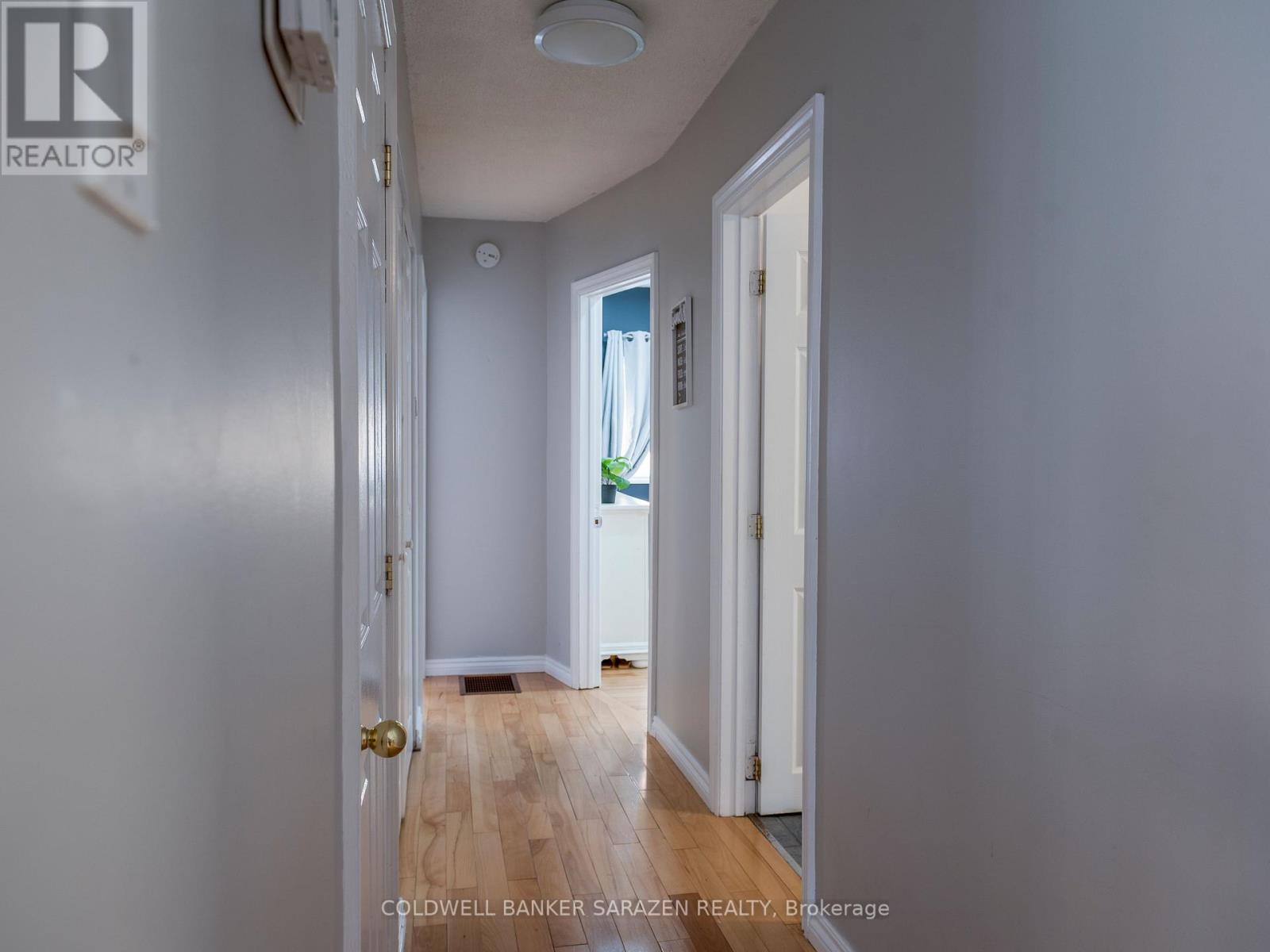 875 Usborne Street, Mcnab/braeside, Ontario  K0A 1G0 - Photo 11 - X12308244