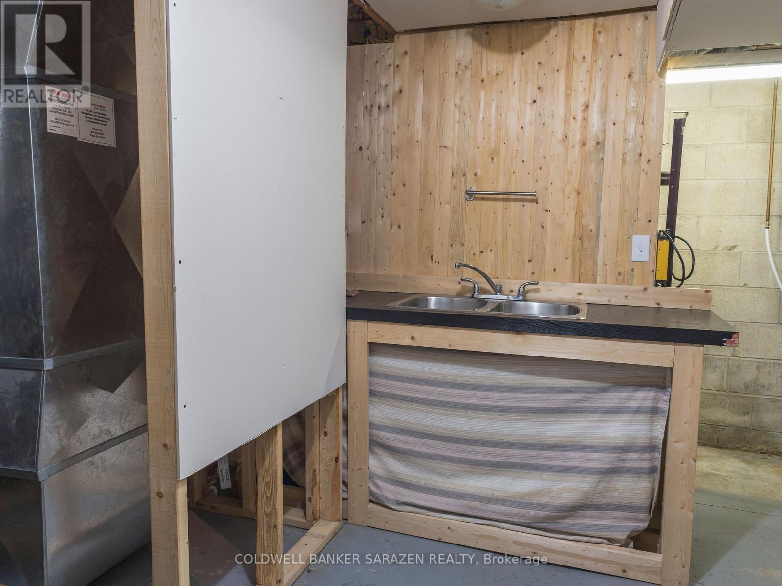 875 Usborne Street, Mcnab/braeside, Ontario  K0A 1G0 - Photo 36 - X12308244