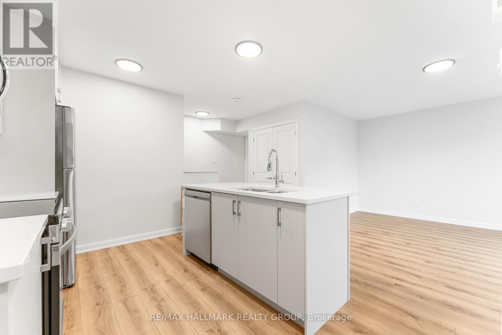 16 - 101 Glenroy Gilbert Drive, Ottawa, Ontario  K2J 5X3 - Photo 9 - X12532024