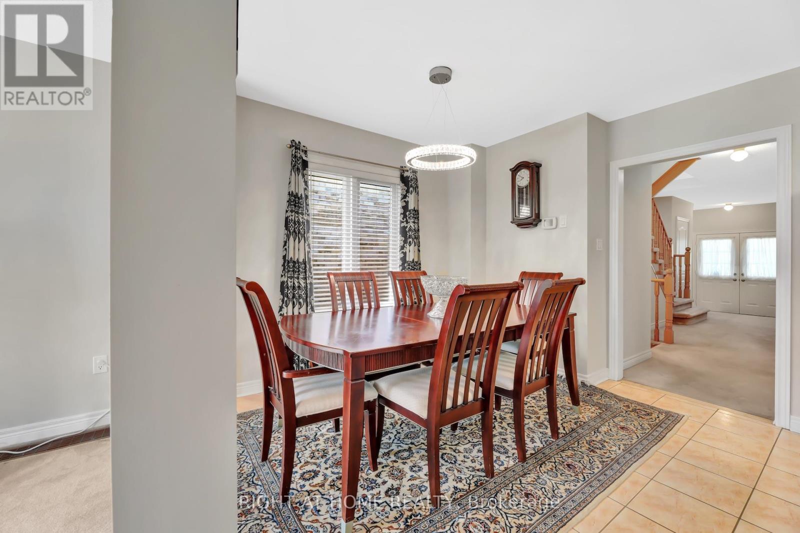 62 Martini Drive N, Richmond Hill, Ontario  L4S 2T7 - Photo 8 - N12633832