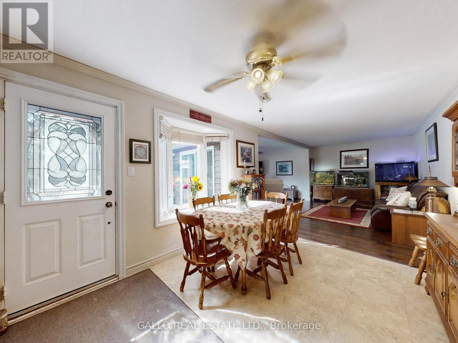 12151 Tenth Line, Whitchurch-Stouffville, Ontario  L4A 6B9 - Photo 8 - N12633858