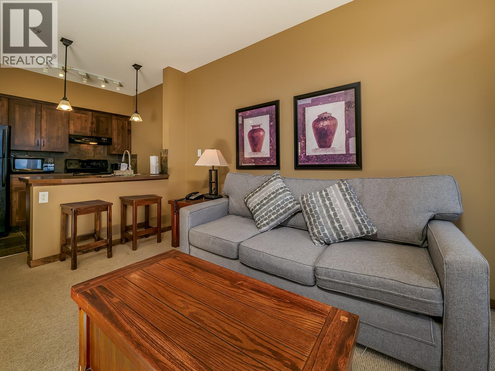 1545 Kicking Horse Trail Unit# 307, Golden, British Columbia  V0A 1H2 - Photo 8 - 10359409