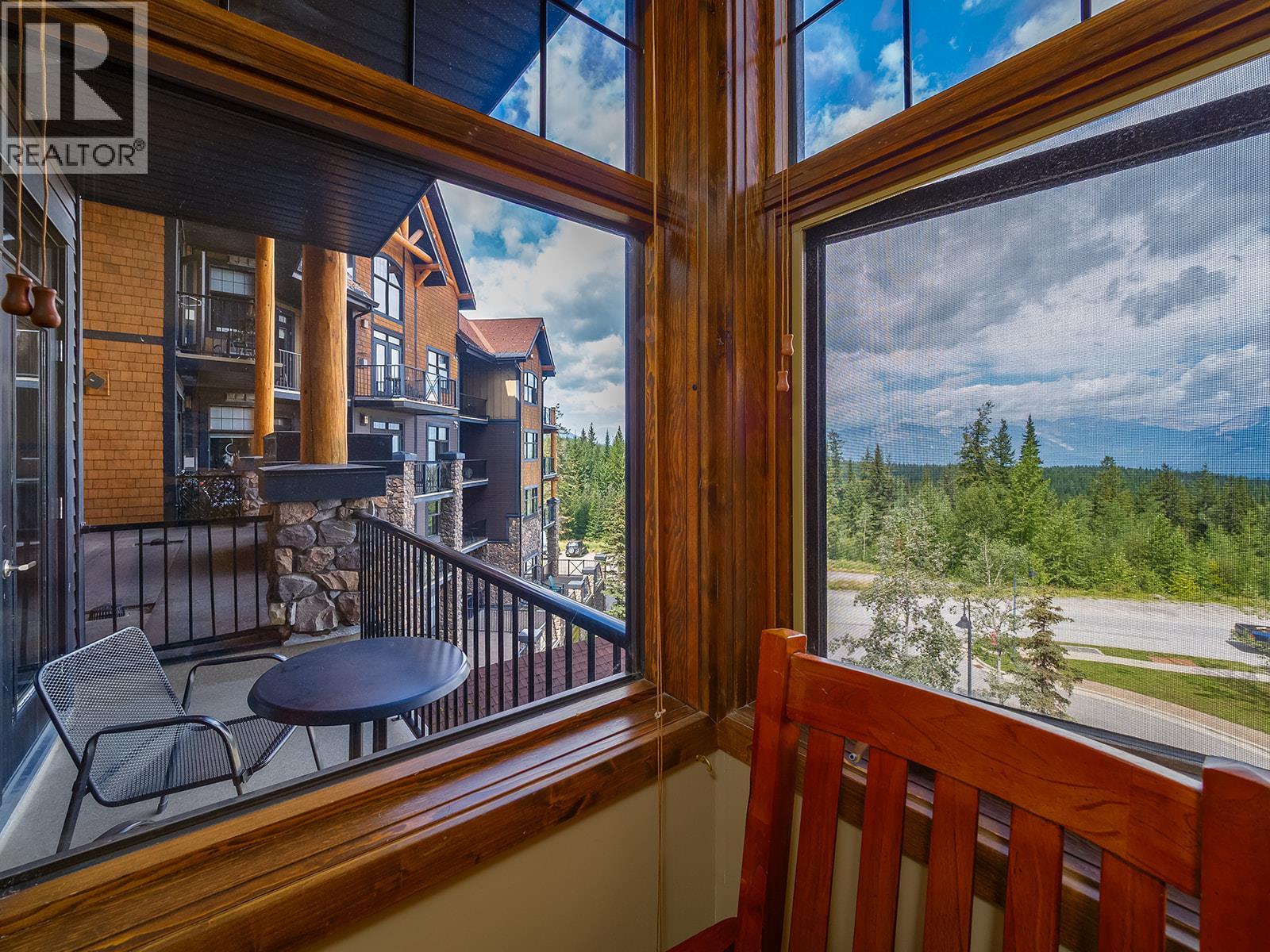 1545 Kicking Horse Trail Unit# 307, Golden, British Columbia  V0A 1H2 - Photo 9 - 10359409