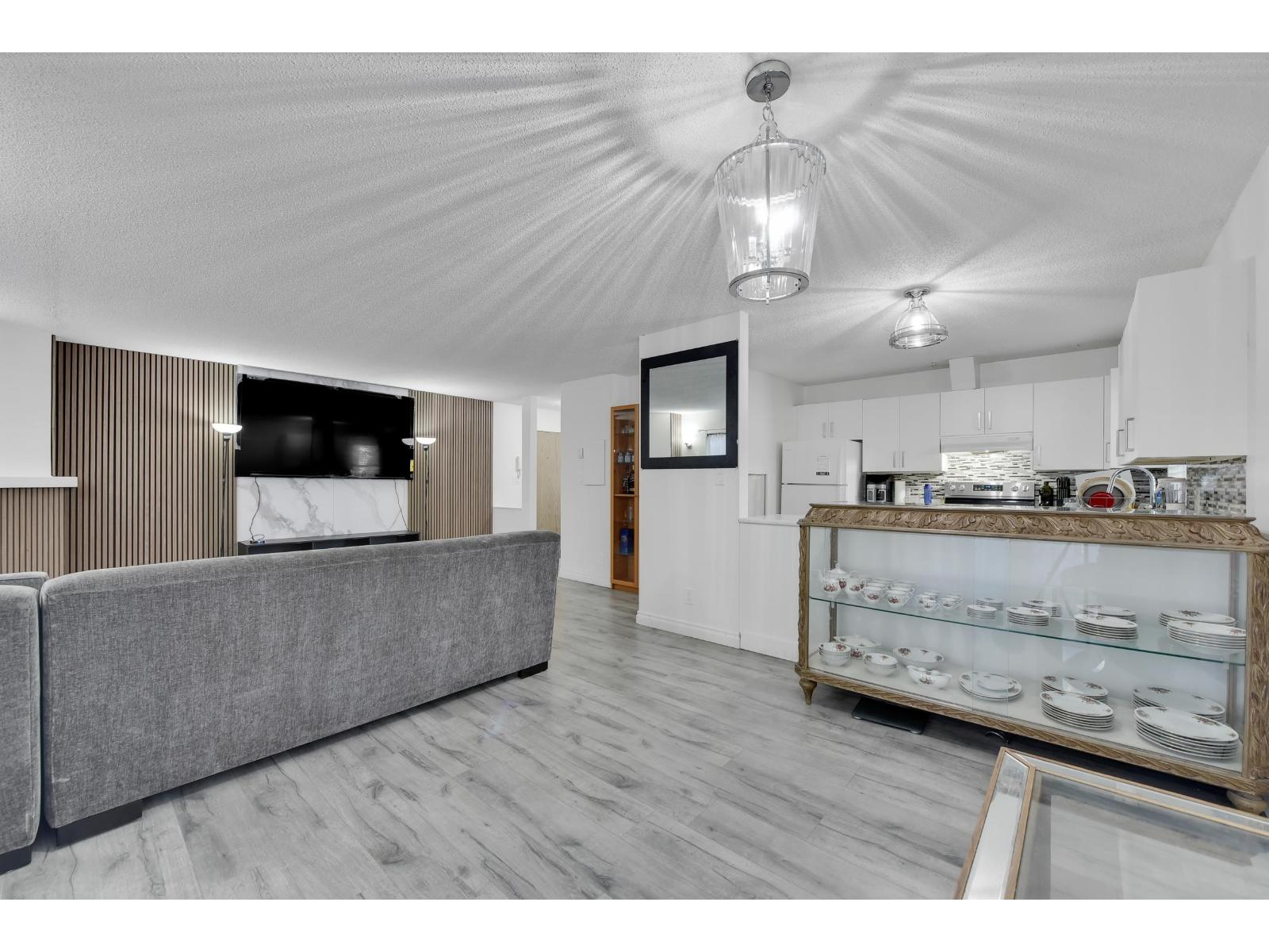 203 7064 133b Street, Surrey, British Columbia  V3W 8A4 - Photo 10 - R3057062