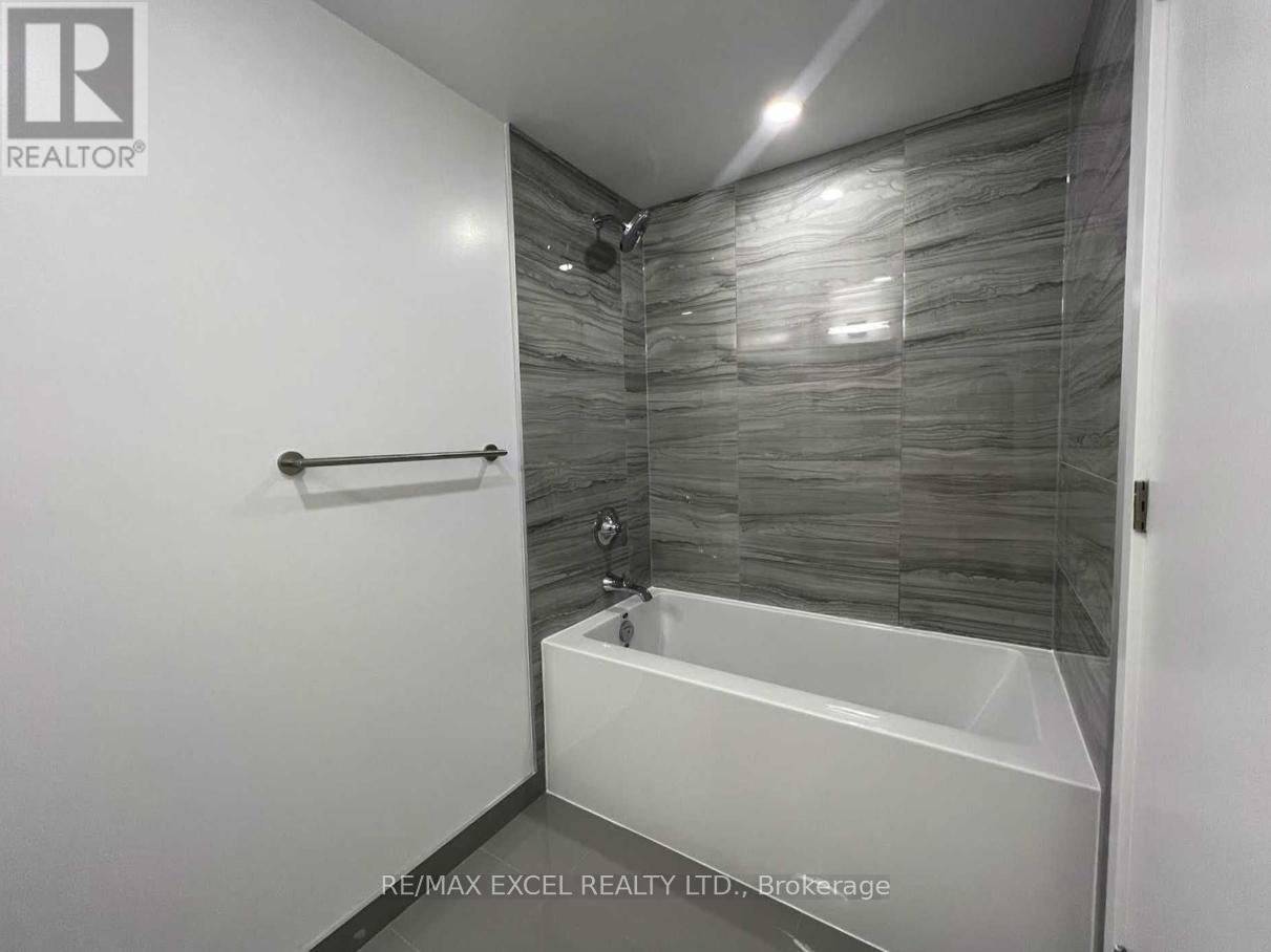 4005 - 39 Roehampton Avenue, Toronto, Ontario  M4P 1P9 - Photo 7 - C12633820