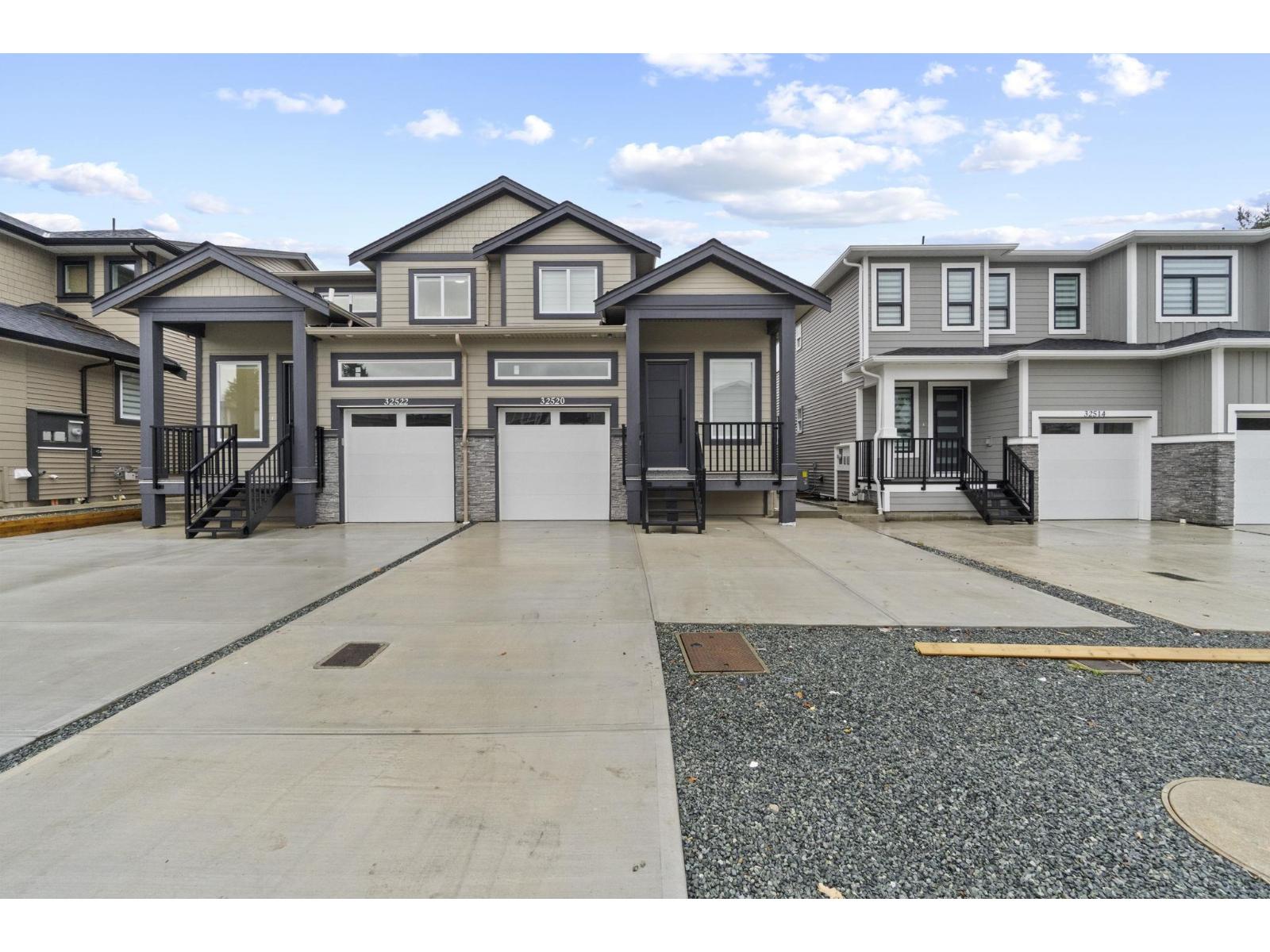 32520 Higginbottom Court, Mission, British Columbia  V2V 2T7 - Photo 2 - R3073619