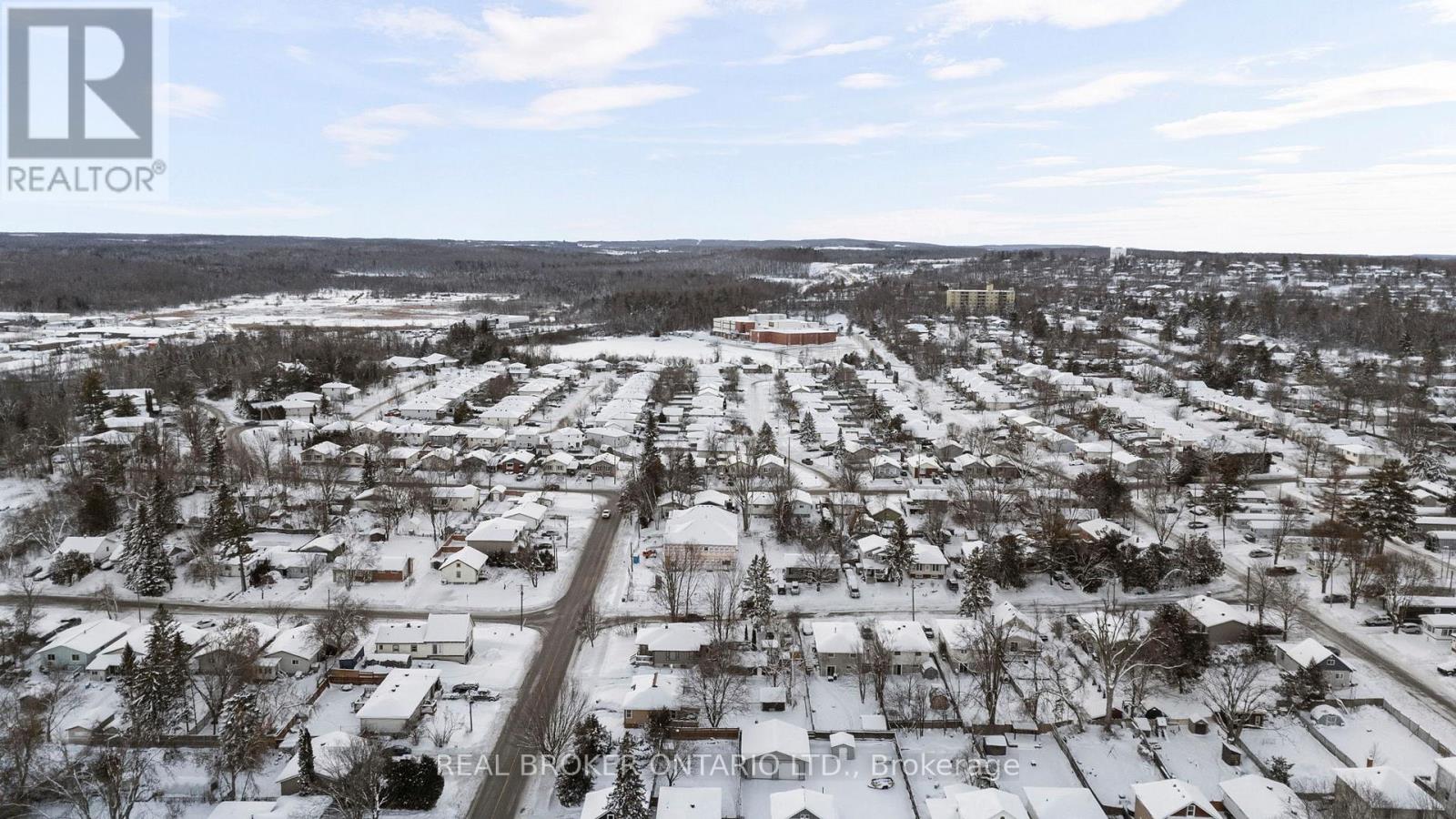 20 Rose Avenue, Orillia, Ontario  L3V 2N5 - Photo 24 - S12633854