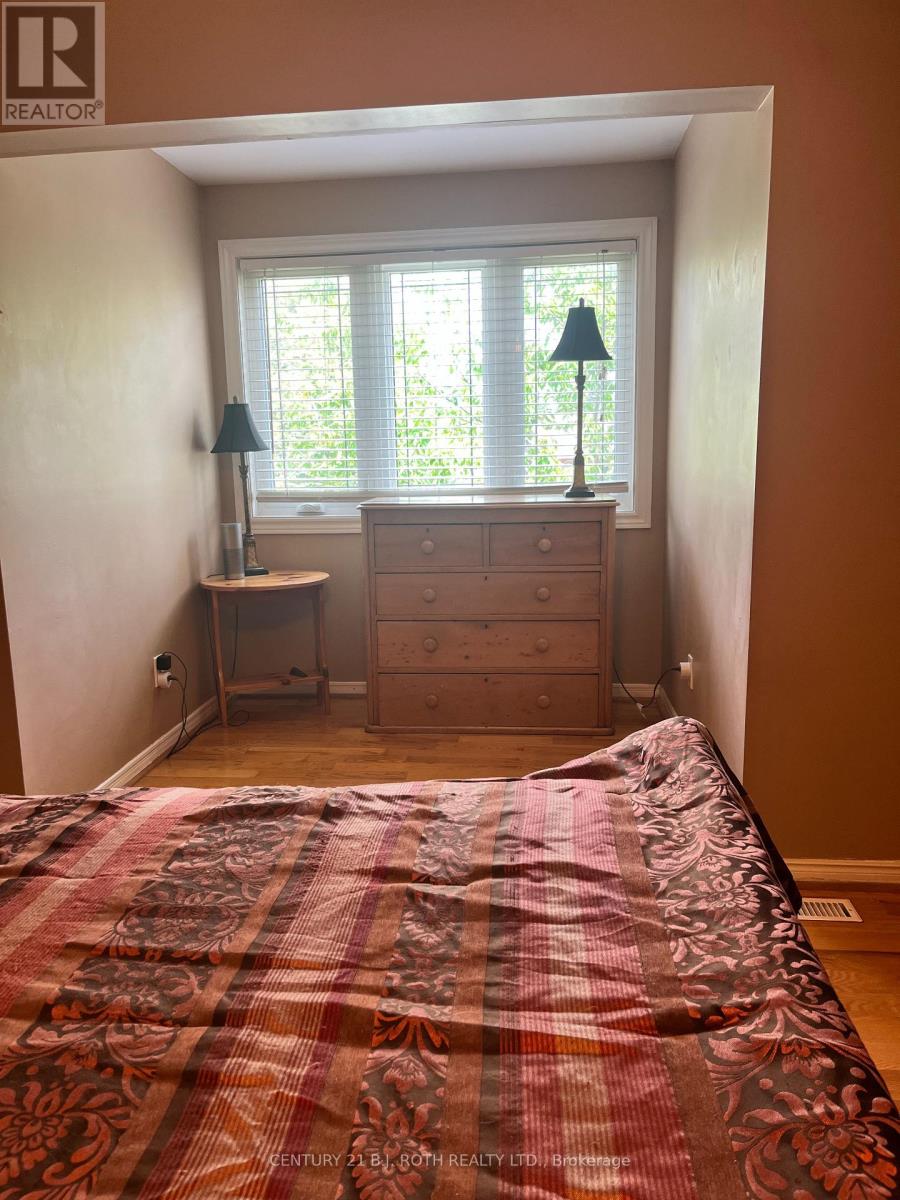 2 - 1711 South Porcupine Avenue, Innisfil, Ontario  L9S 1S6 - Photo 9 - N12314836