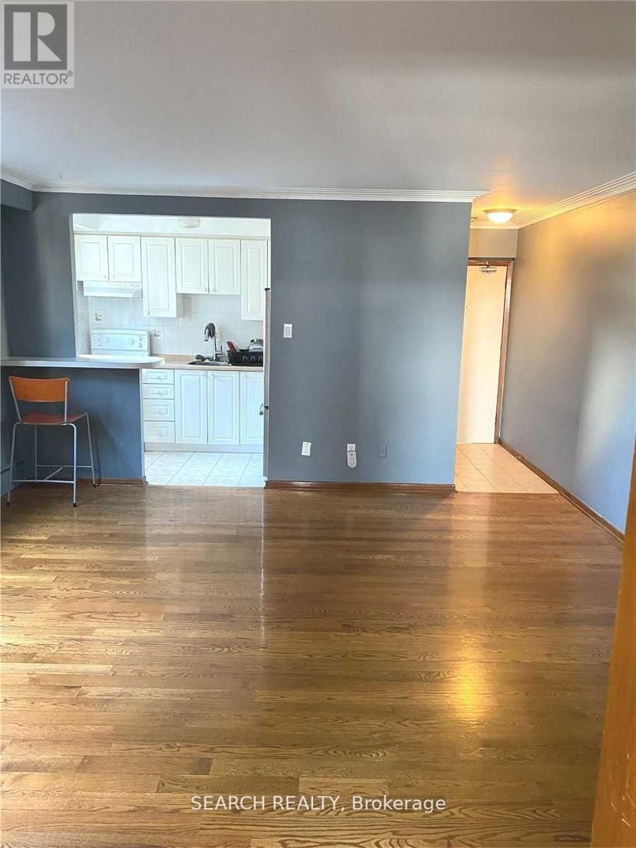 2 - 115 Eight Street, Toronto, Ontario  M8V 3C5 - Photo 6 - W12501870