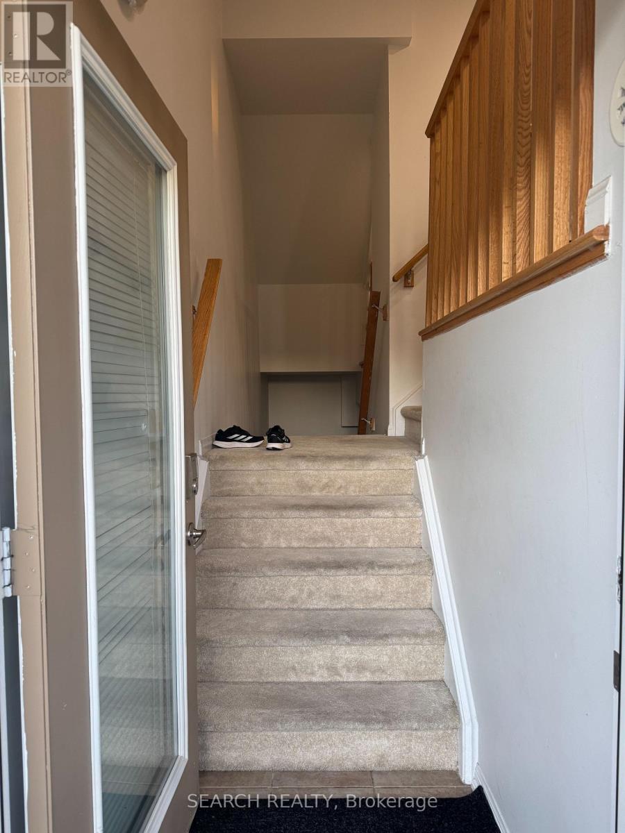 12 - 3135 Boxford Crescent, Mississauga, Ontario  L5M 0X1 - Photo 3 - W12483809