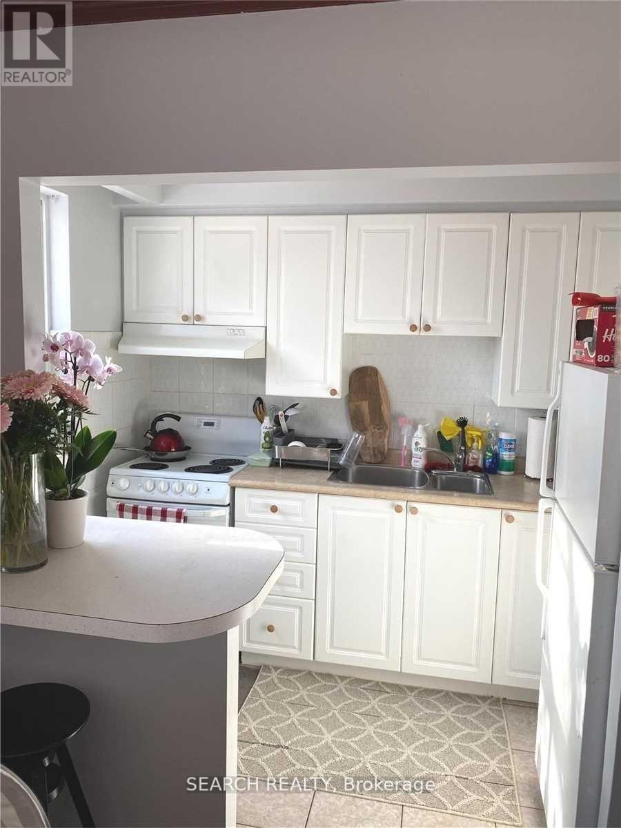 2 - 115 Eight Street, Toronto, Ontario  M8V 3C5 - Photo 3 - W12501870