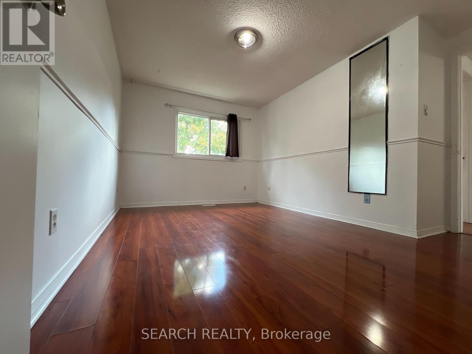 93 Martindale Crescent, Brampton, Ontario  L6X 2T8 - Photo 8 - W12483987