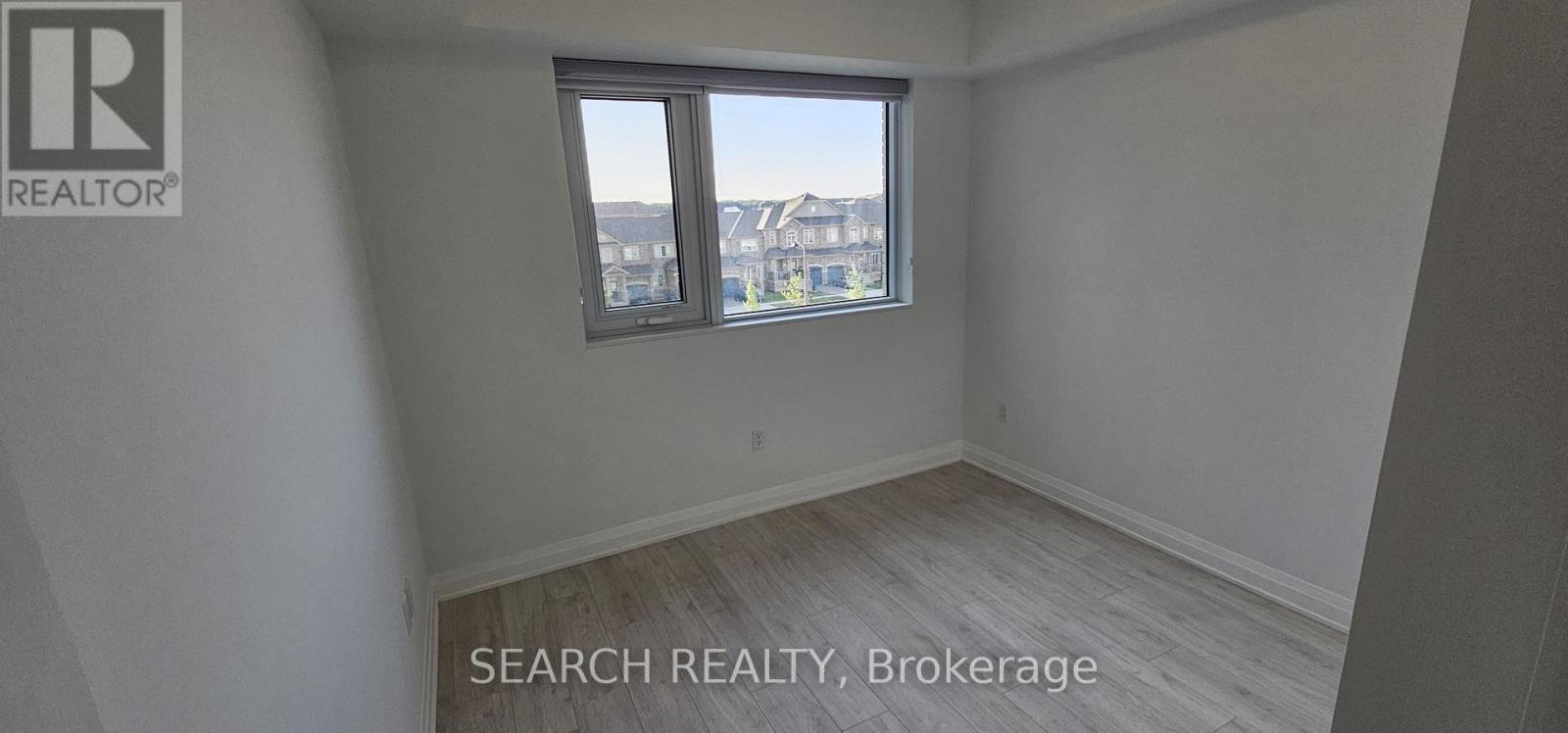 301 - 412 Silver Maple Road, Oakville, Ontario  L6H 7E3 - Photo 8 - W12495918