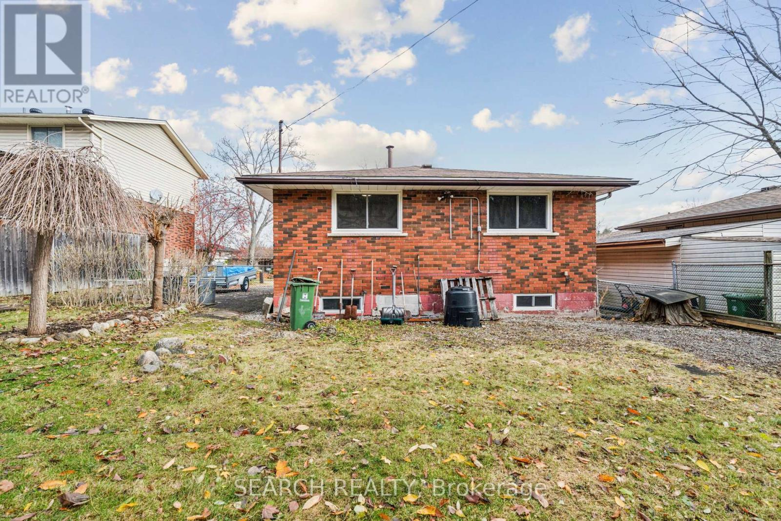 16 Green Meadow Way, Hamilton, Ontario  L9H 3Z3 - Photo 24 - X12553128