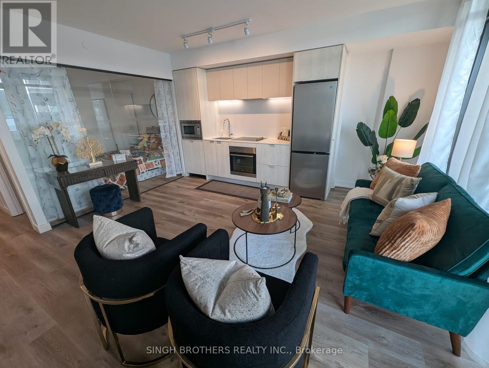 1319 - 1 Jarvis Street S, Hamilton, Ontario L8R 3J2 - Photo 8 - X12632746