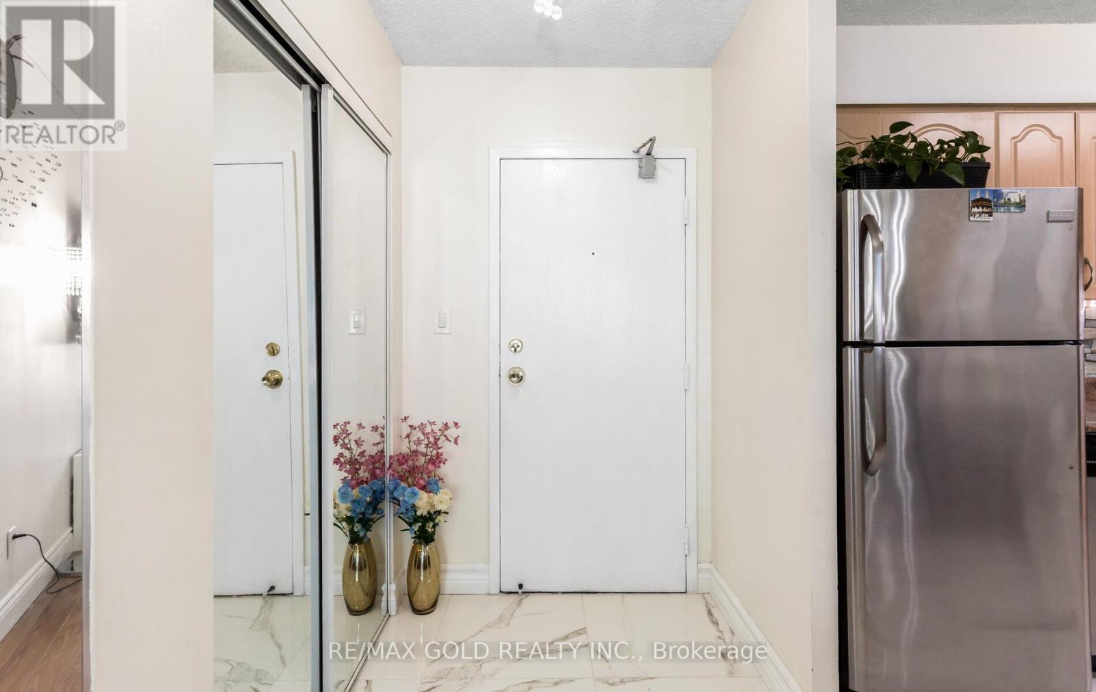 204 - 200 Robert Speck Parkway, Mississauga, Ontario L4Z 1S3 - Photo 12 - W12633830