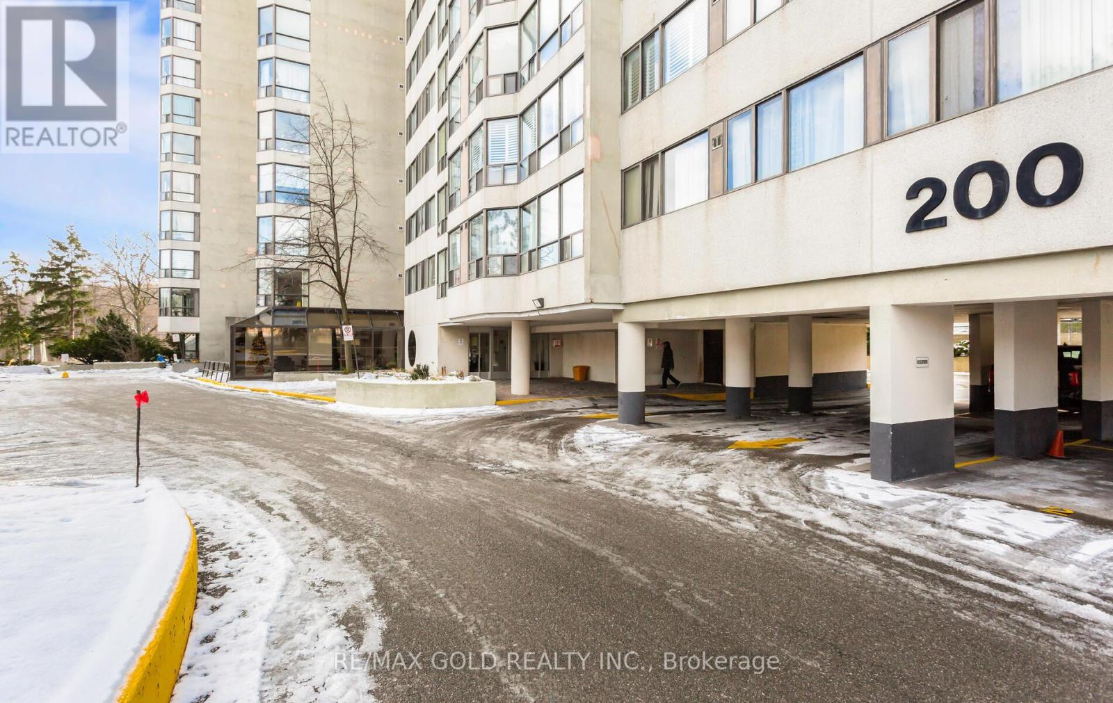 204 - 200 Robert Speck Parkway, Mississauga, Ontario L4Z 1S3 - Photo 4 - W12633830