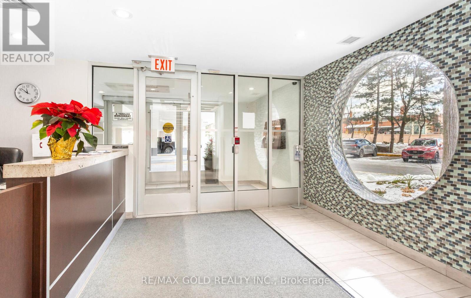 204 - 200 Robert Speck Parkway, Mississauga, Ontario L4Z 1S3 - Photo 5 - W12633830