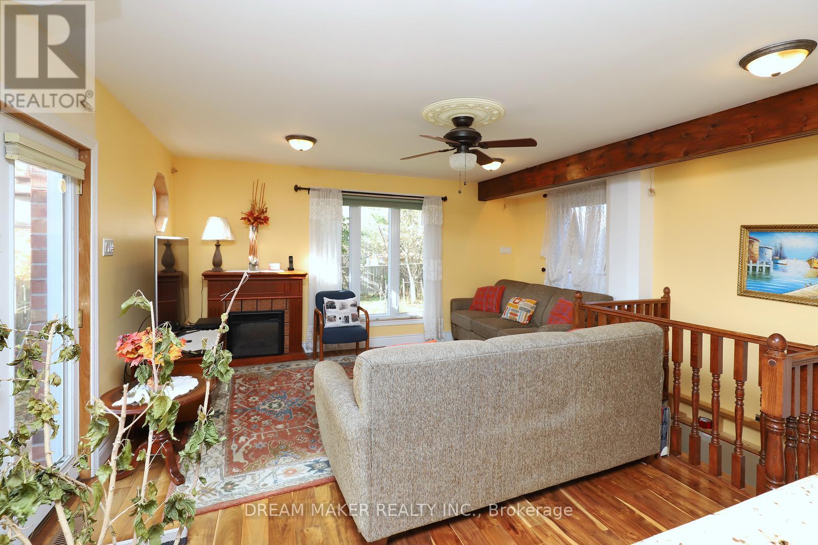 4272 Wakefield Crescent, Mississauga, Ontario  L5C 4M4 - Photo 22 - W12633920