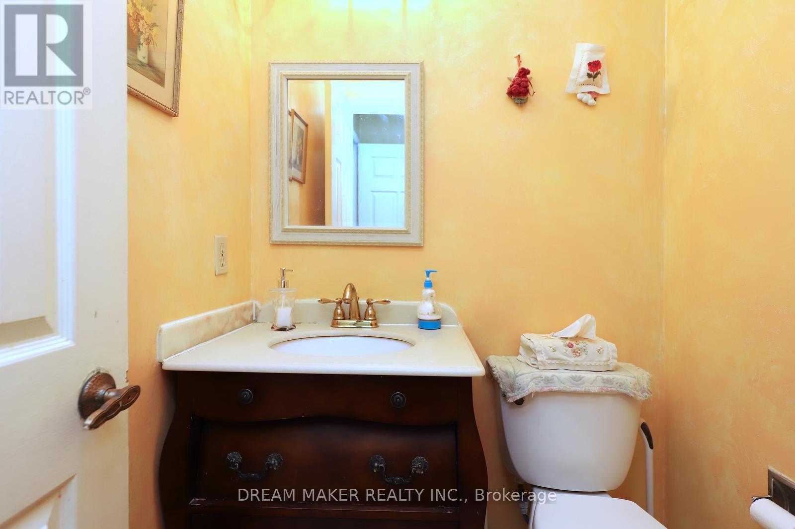 4272 Wakefield Crescent, Mississauga, Ontario  L5C 4M4 - Photo 25 - W12633920