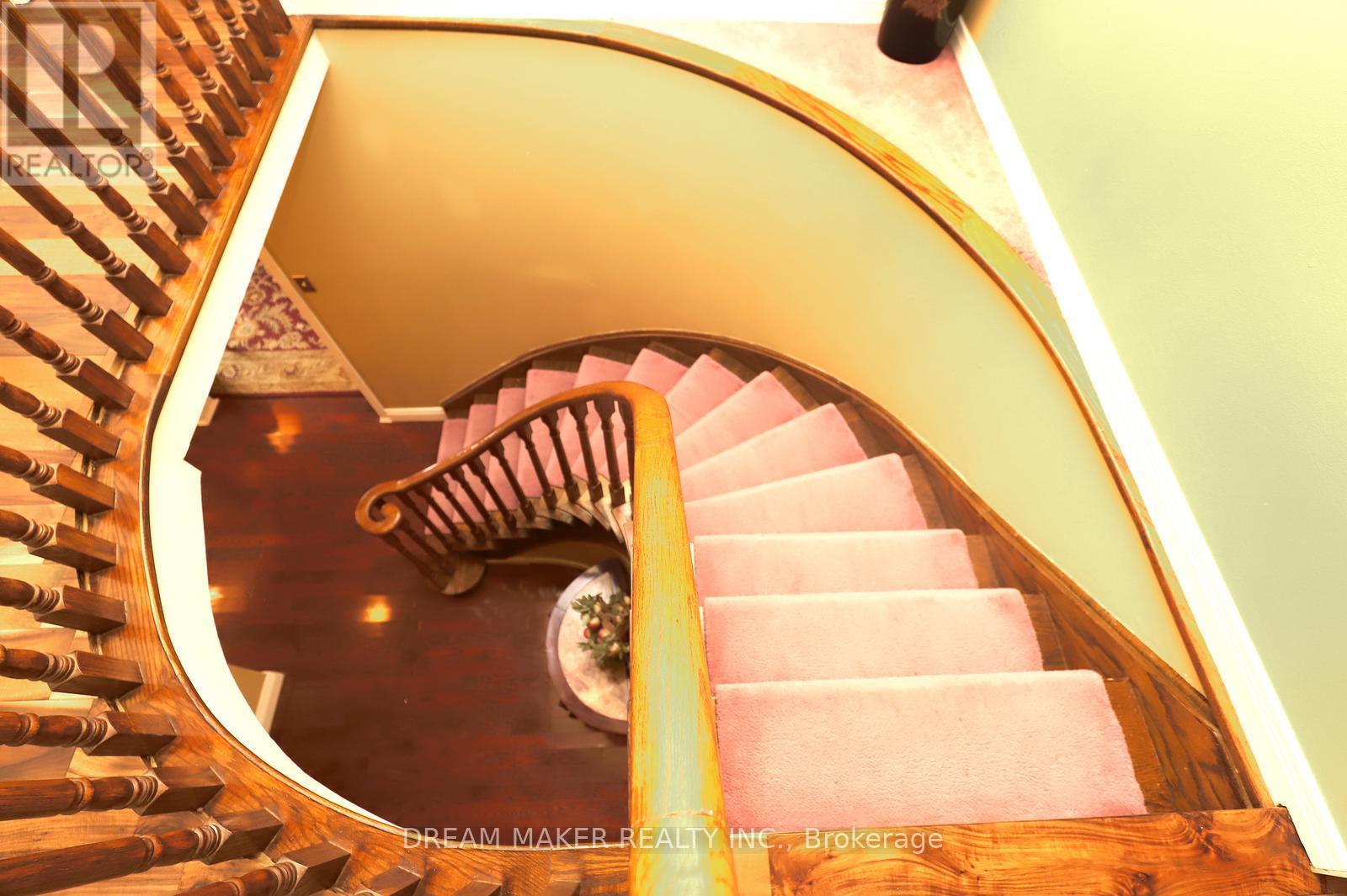 4272 Wakefield Crescent, Mississauga, Ontario  L5C 4M4 - Photo 27 - W12633920